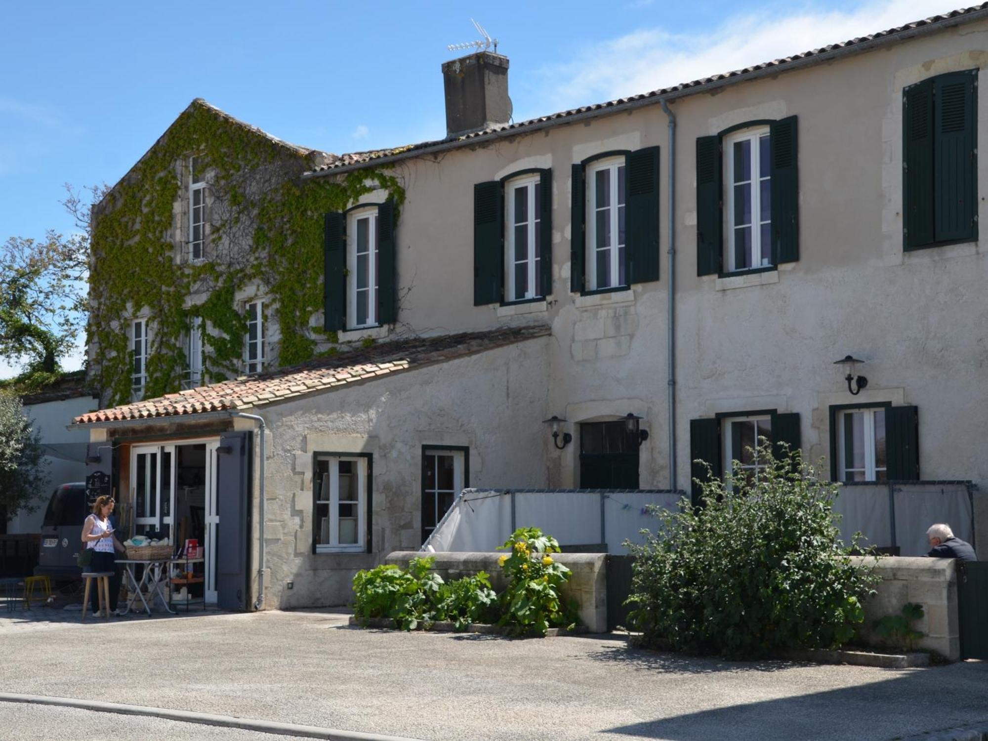 Le Mole Bed & Breakfast La Flotte Dış mekan fotoğraf